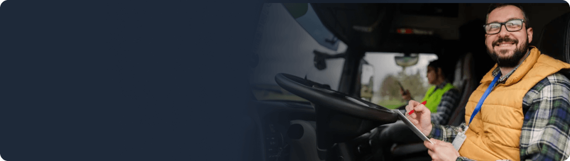 Nowoczesny samochód ciężarowy na trasie – testy teoretyczne C dla kierowców zawodowych 2026